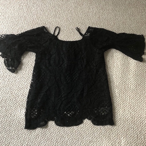 Boston Proper Lace Cold Shoulder Blouse - Picture 6 of 10